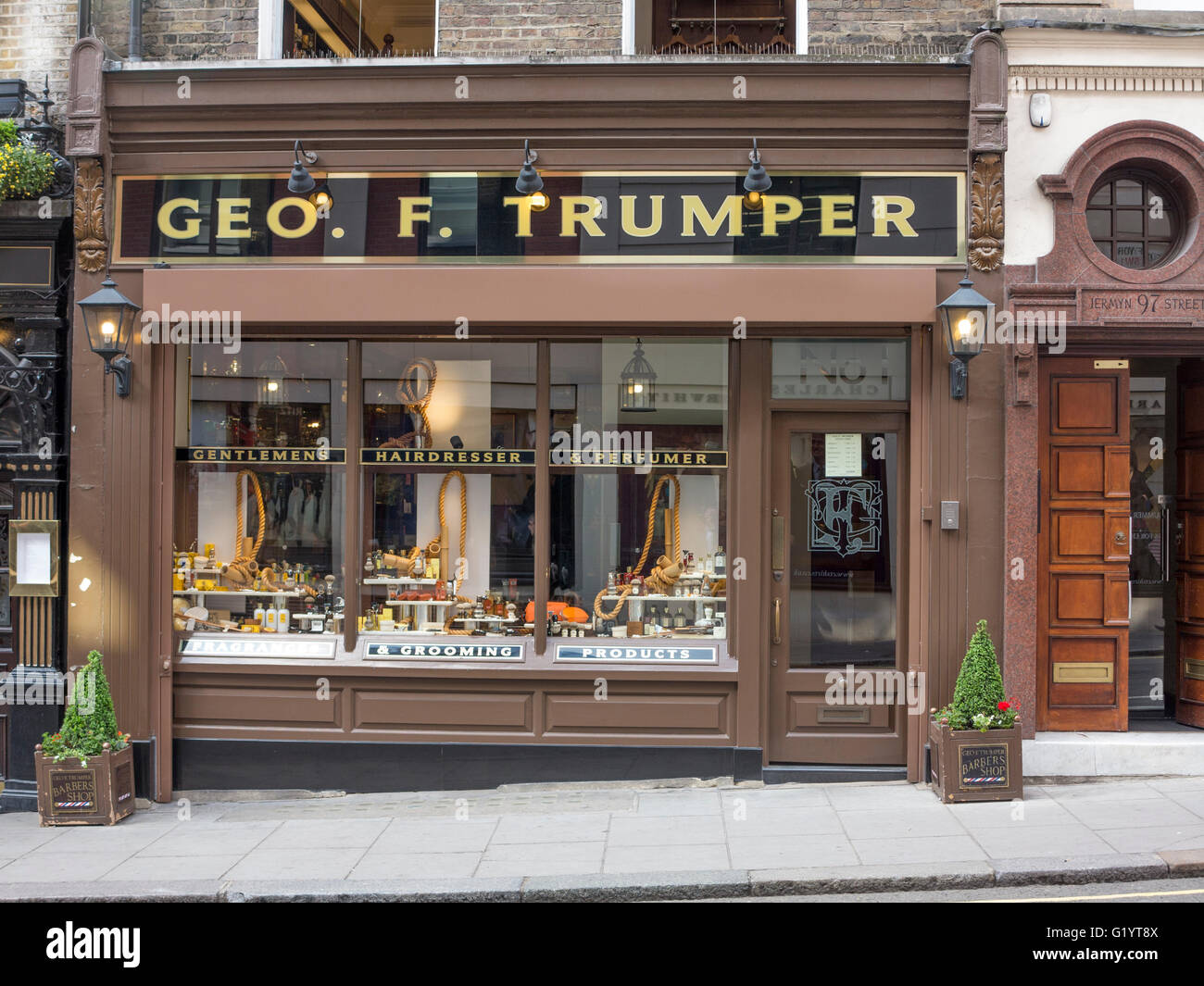 Geo. F.Trumper gentleman's hairdresser in Jermyn Street Mayfair London Stock Photo