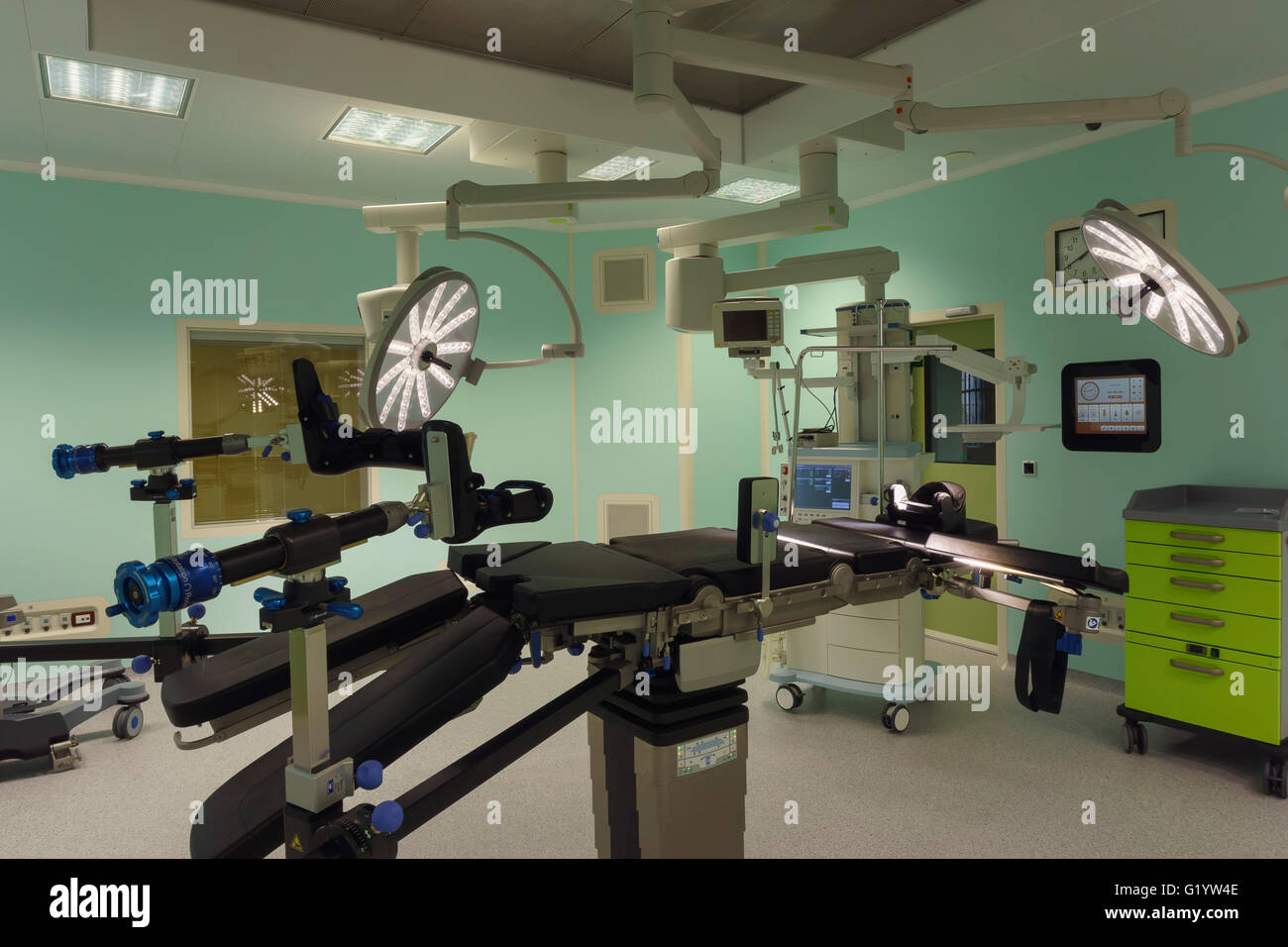 Medical equipment devices hires stock photography and images Alamy