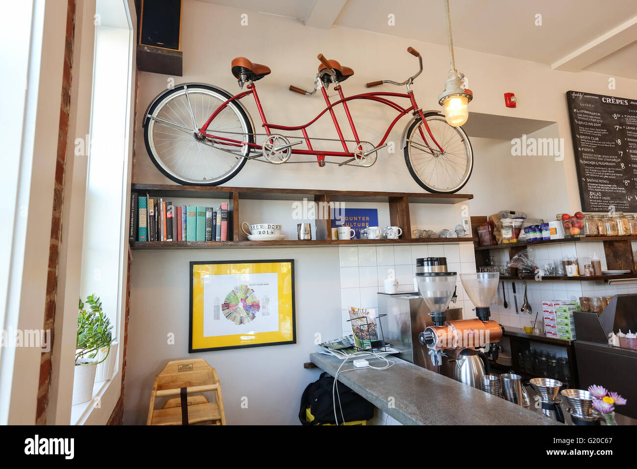 Interior view of the Tandem Creperie and Coffeehouse in Travelers Rest