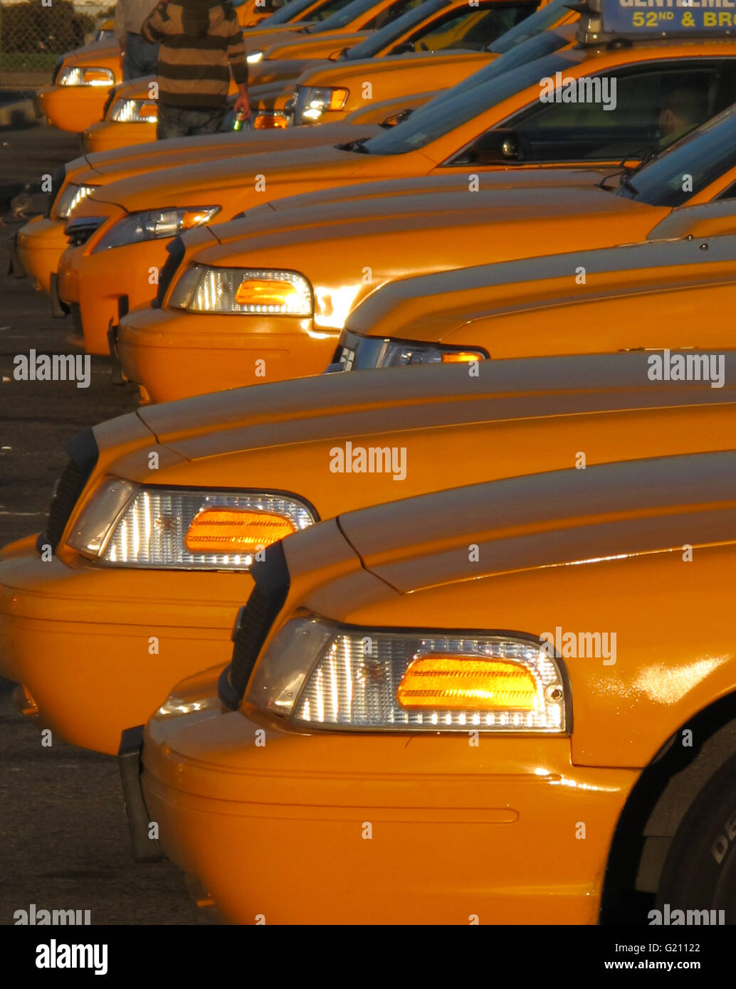 Jfk airport hires stock photography and images Alamy