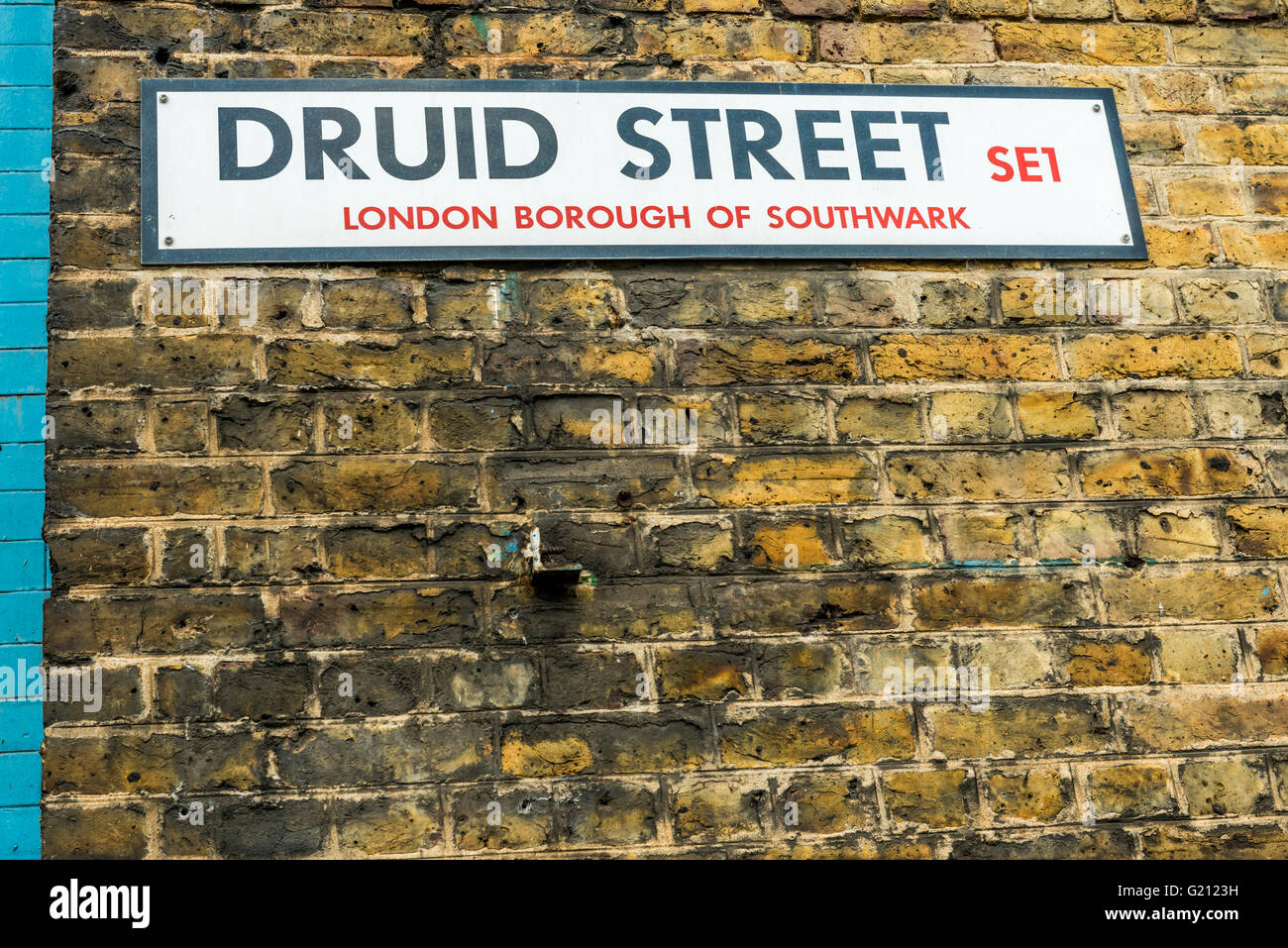 London, United Kingdom - April 30, 2016: Druid Street market in Bermondsey (located in railway arches). Street sign Stock Photo