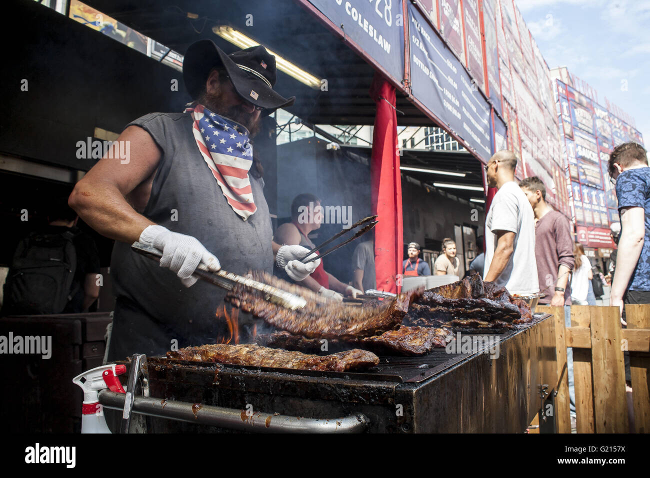 Different cultures canada hi-res stock photography and images - Alamy