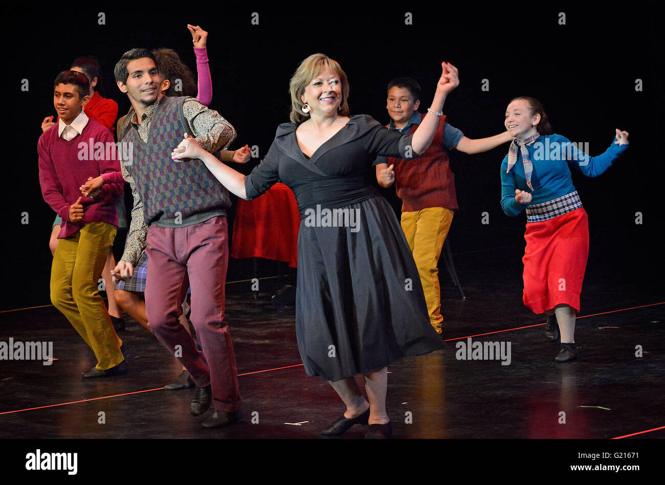 Albuquerque, NM, USA. 21st May, 2016. Gov. Susana Martinez dances with Amadeus Hernandez to the Beatles song ''I saw her standing there'' in the National Dance Institutes tribute to the Beatles. Hernandez has been part of the NDI program for 9 years starting at Eubank Elm. School when he was in the 3rd. grade. Saturday, May 21, 2016. © Jim Thompson/Albuquerque Journal/ZUMA Wire/Alamy Live News Stock Photo