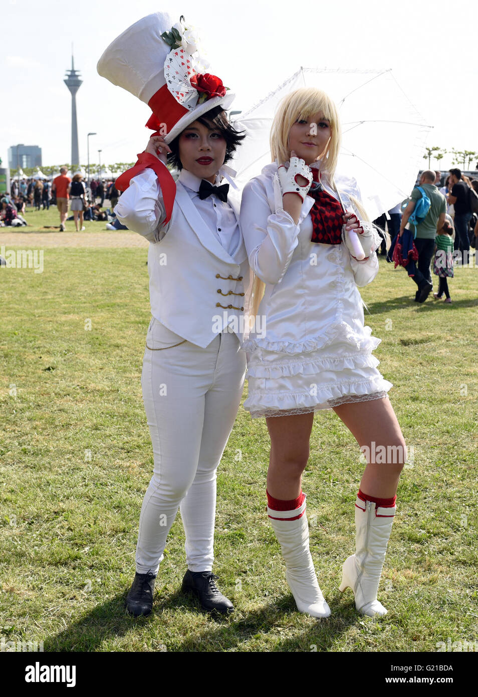 Manga costumes hi-res stock photography and images - Alamy