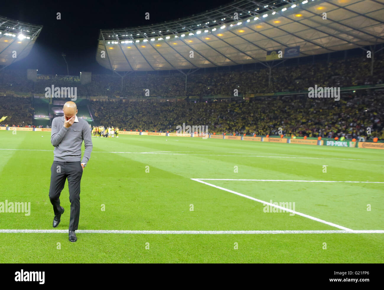 Bayern coach Pep GUARDIOLA (FCB) with tears of emotions BORUSSIA DORTMUND - FC BAYERN MUENCHEN 3-4 n.E. Final German Soccer Cup , Berlin, 21th May 2016 Season1516 , Season 2015 / 2016, DFB-Trophy © Peter Schatz / Alamy Live News Stock Photo