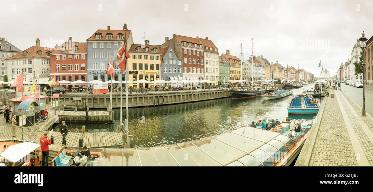 Nyhavn harbour, Copenhagen, Denmark Stock Photo