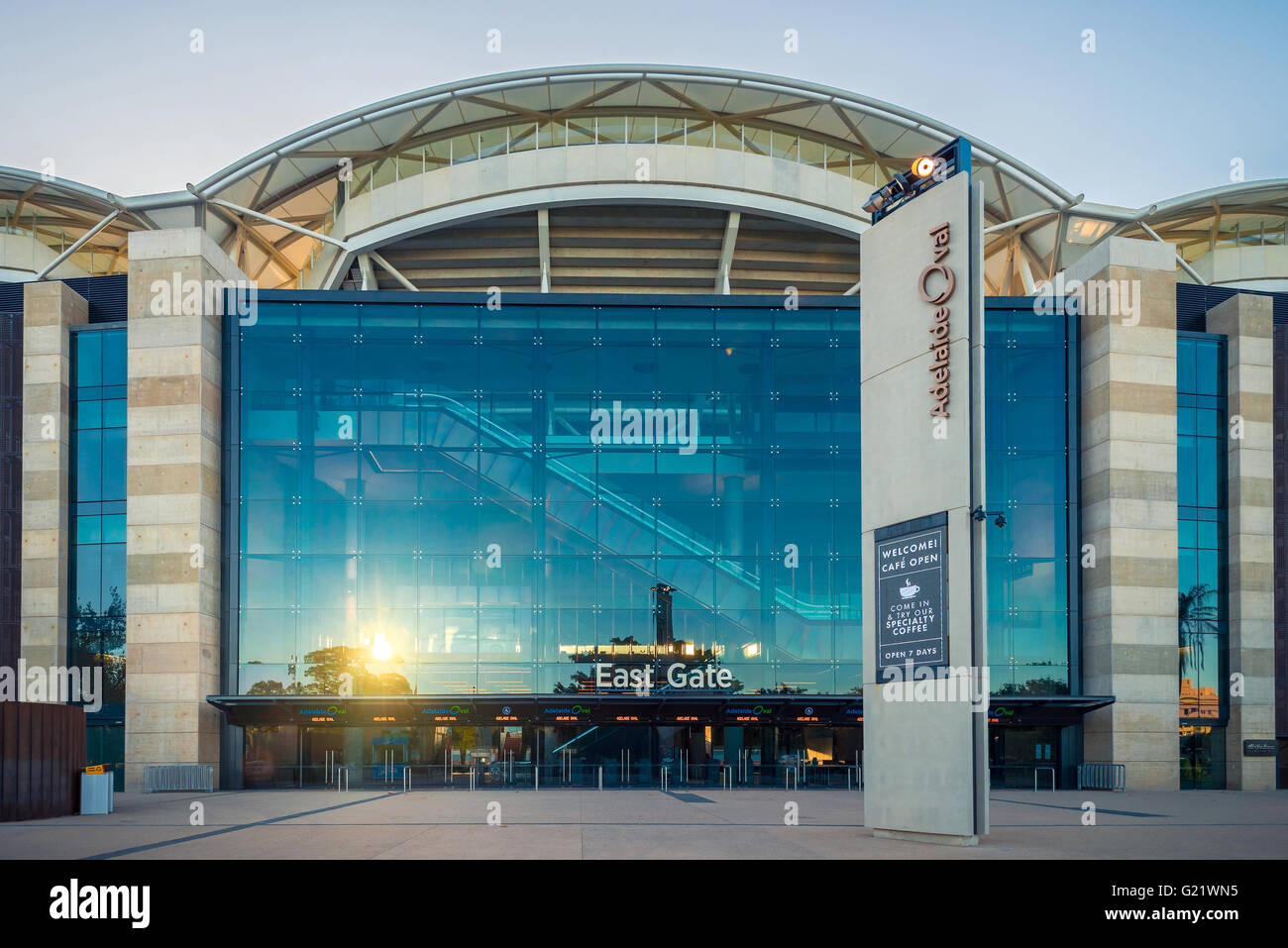 Adelaide cricket oval hires stock photography and images Alamy