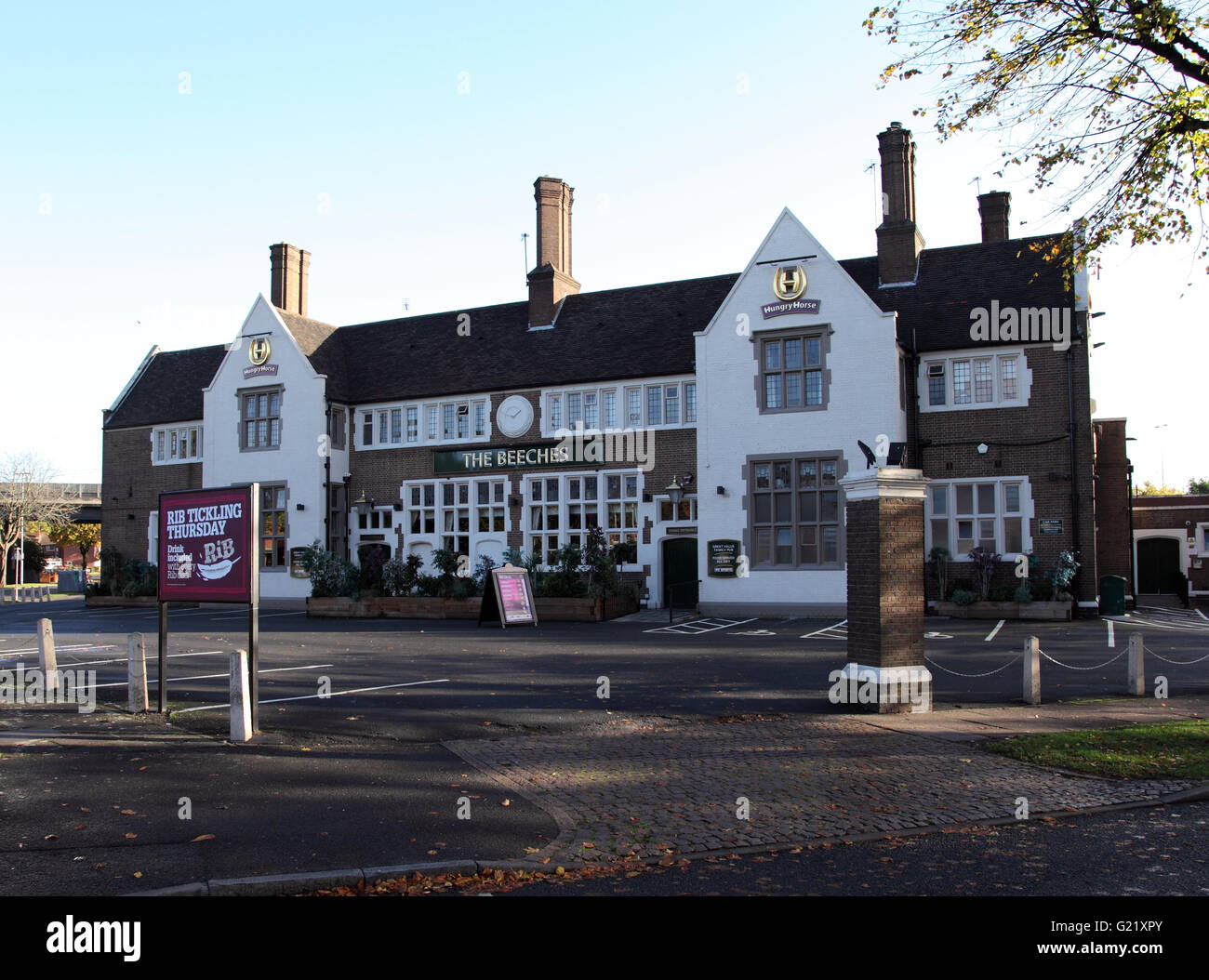 The Beeches pub, a Hungry Horse Inn, in Perry Beeches, Birmingham Stock