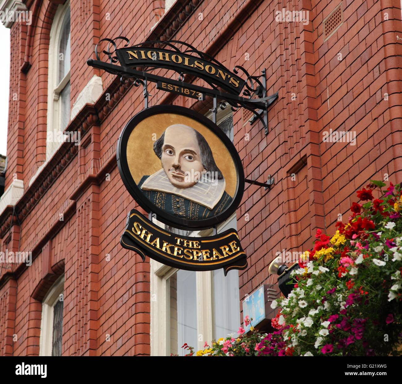 The Shakespeare inn, a pub on Summer Row, Birmingham Stock Photo
