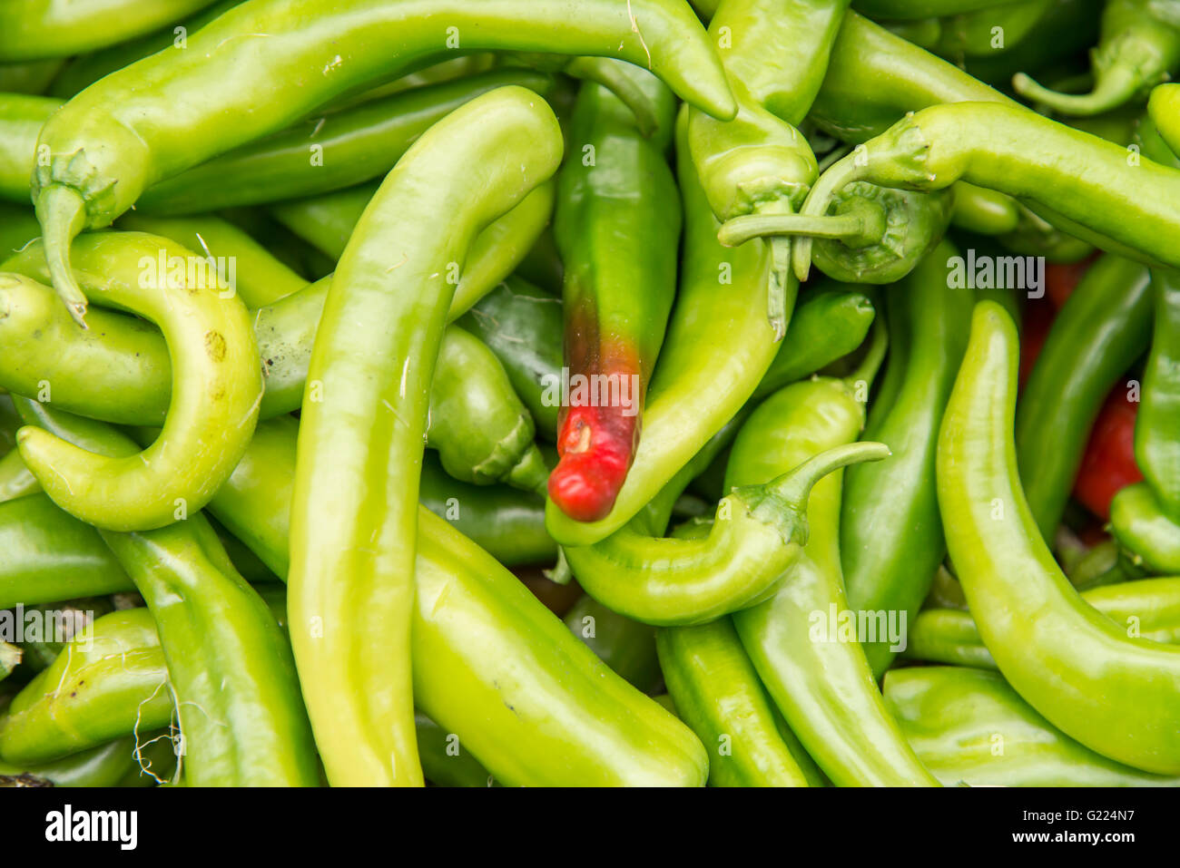 Green hot peppers Stock Photo - Alamy