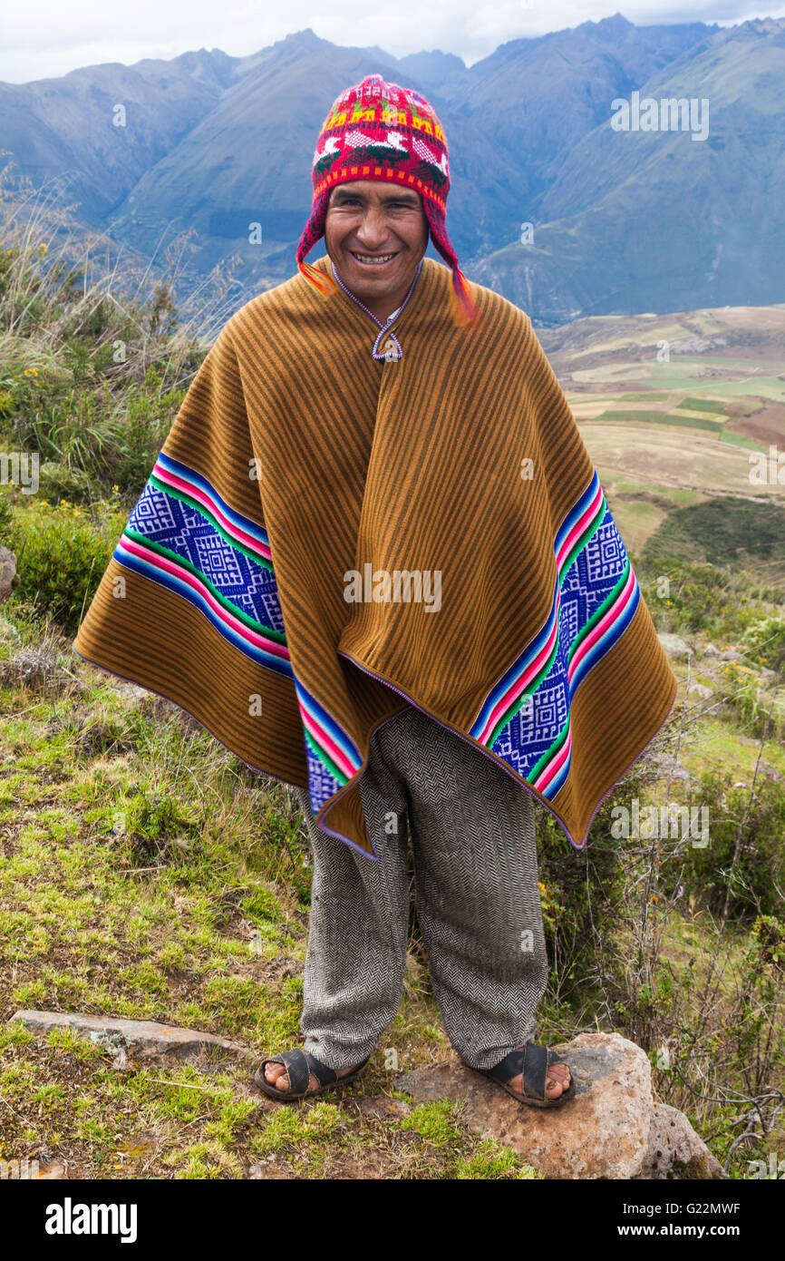 Poncho Peru High Resolution Stock Photography and Images - Alamy