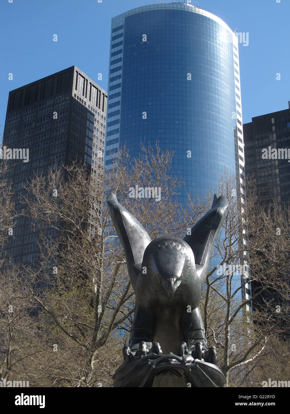 Eagle statue nyc hires stock photography and images Alamy