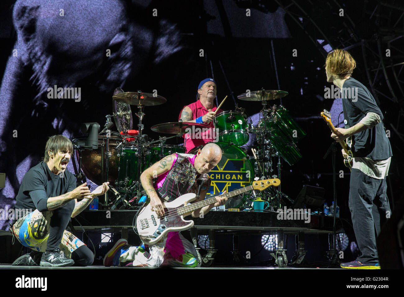 Columbus, Ohio, USA. 22nd May, 2016. ANTHONY KIEDIS, FLEA, CHAD SMITH and JOSH KLINGHOFFER (L-R) of Red Hot Chili Peppers perform live during Rock on the Range music festival at Columbus Crew Stadium in Columbus, Ohio © Daniel DeSlover/ZUMA Wire/Alamy Live News Stock Photo