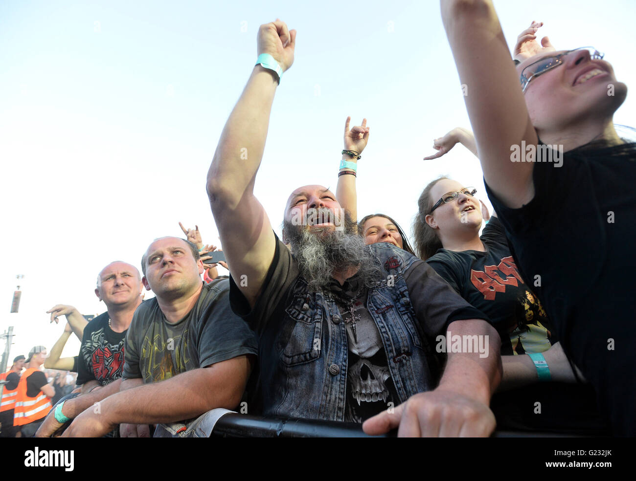 Ac dc fans hi-res stock photography and images - Alamy
