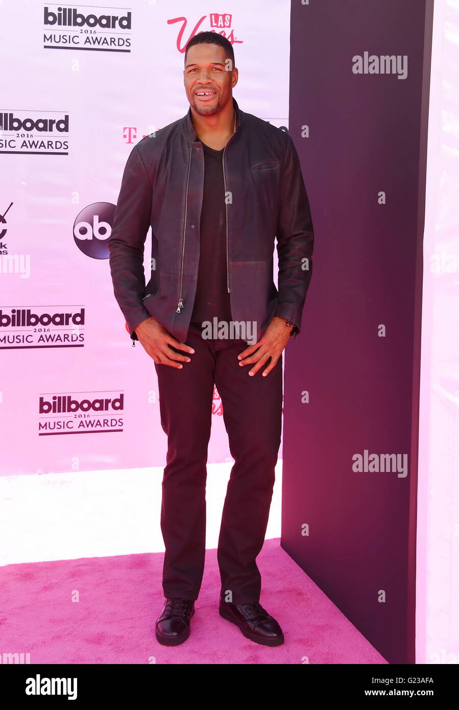 LAS VEGAS, NV - MAY 22: TV personality Michael Strahan attends the 2016 Billboard Music Awards at T-Mobile Arena on May 22, 2016 in Las Vegas, Nevada. | Verwendung weltweit Stock Photo