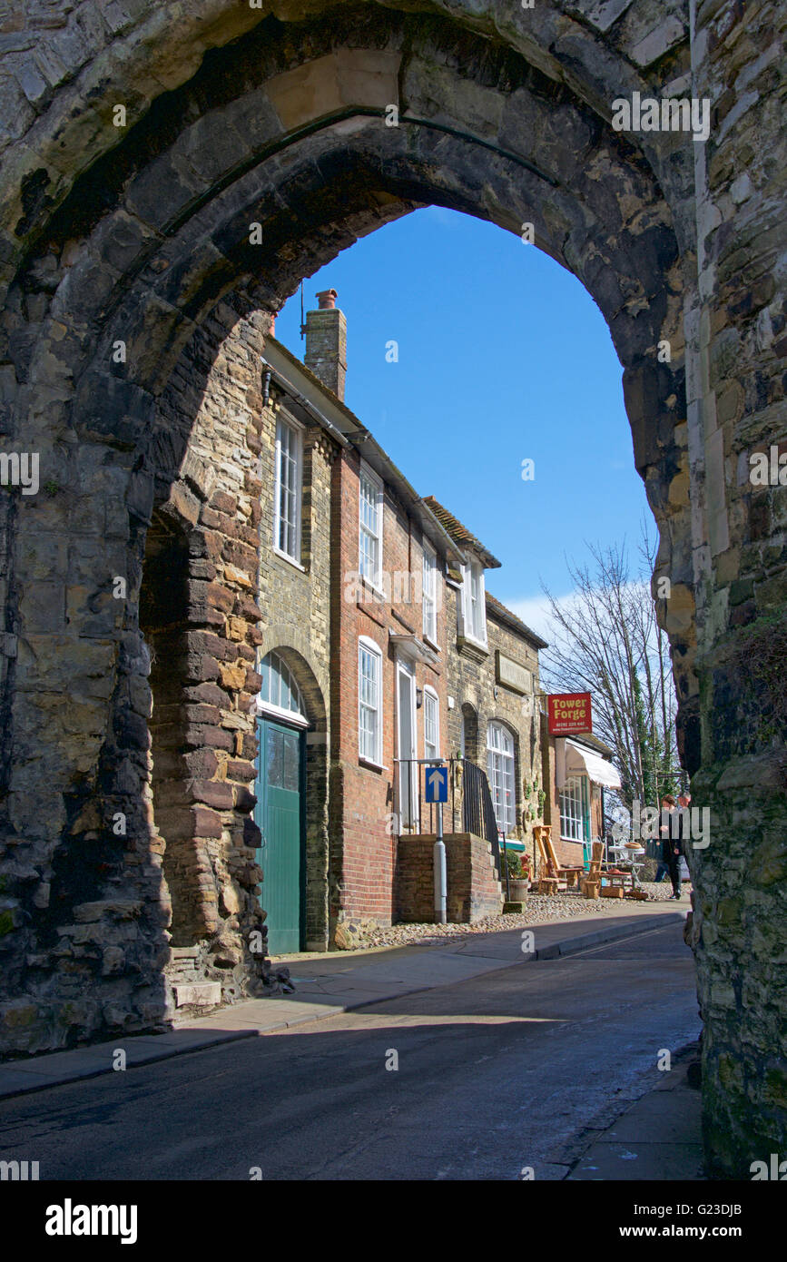 Town walls entrance rye sussex hi-res stock photography and images - Alamy