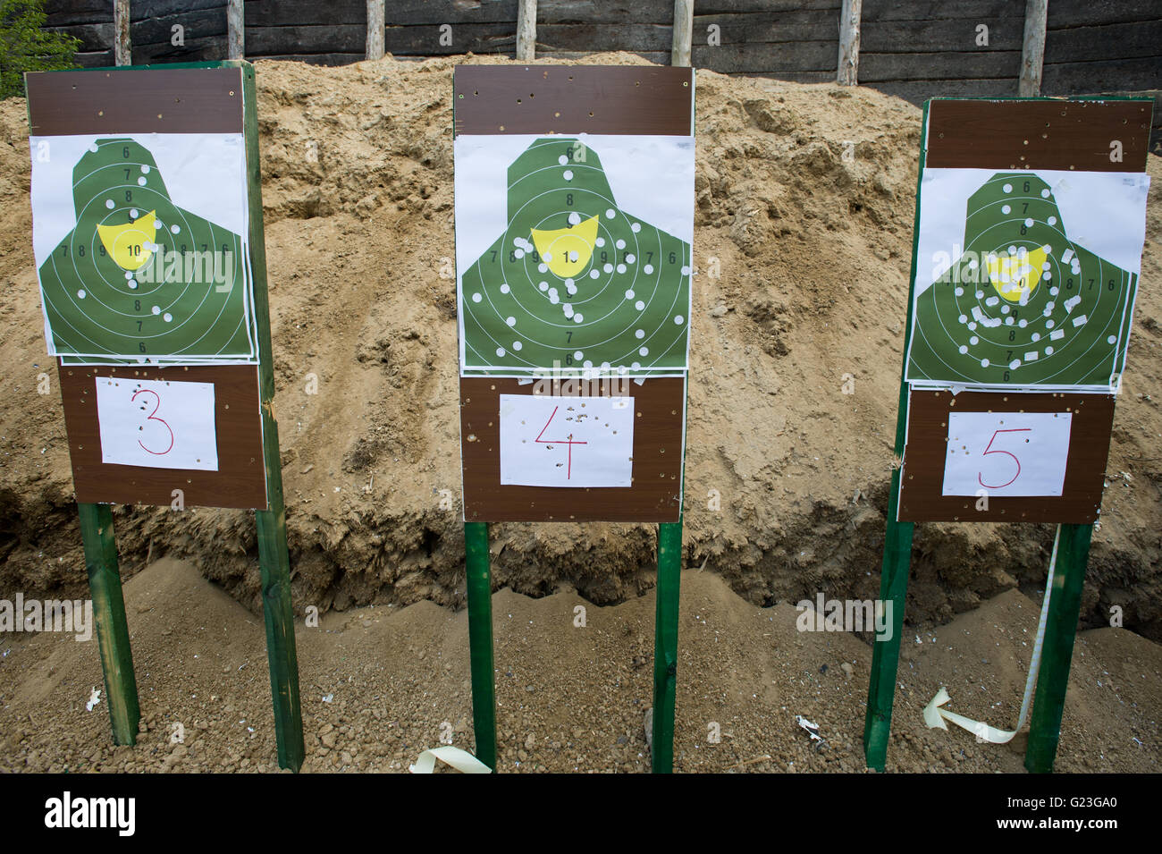 Sieradz, Poland. 30th April, 2016. Three shooting targets. ©Marcin Rozpedowski / Alamy Live News Stock Photo