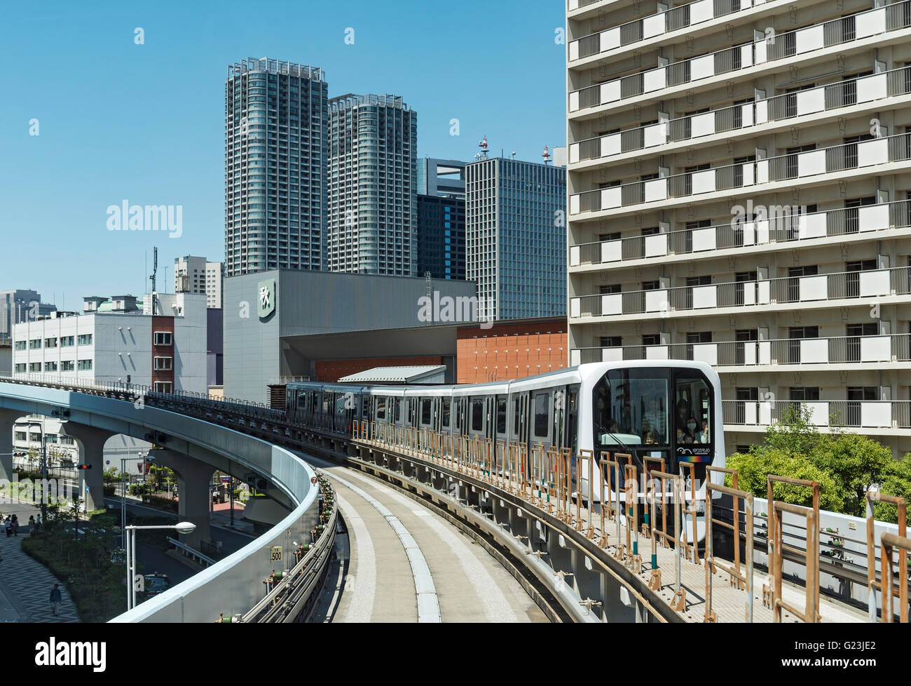 Yurikamome automated train in Daiba (Odaiba), Tokyo, Japan Stock Photo