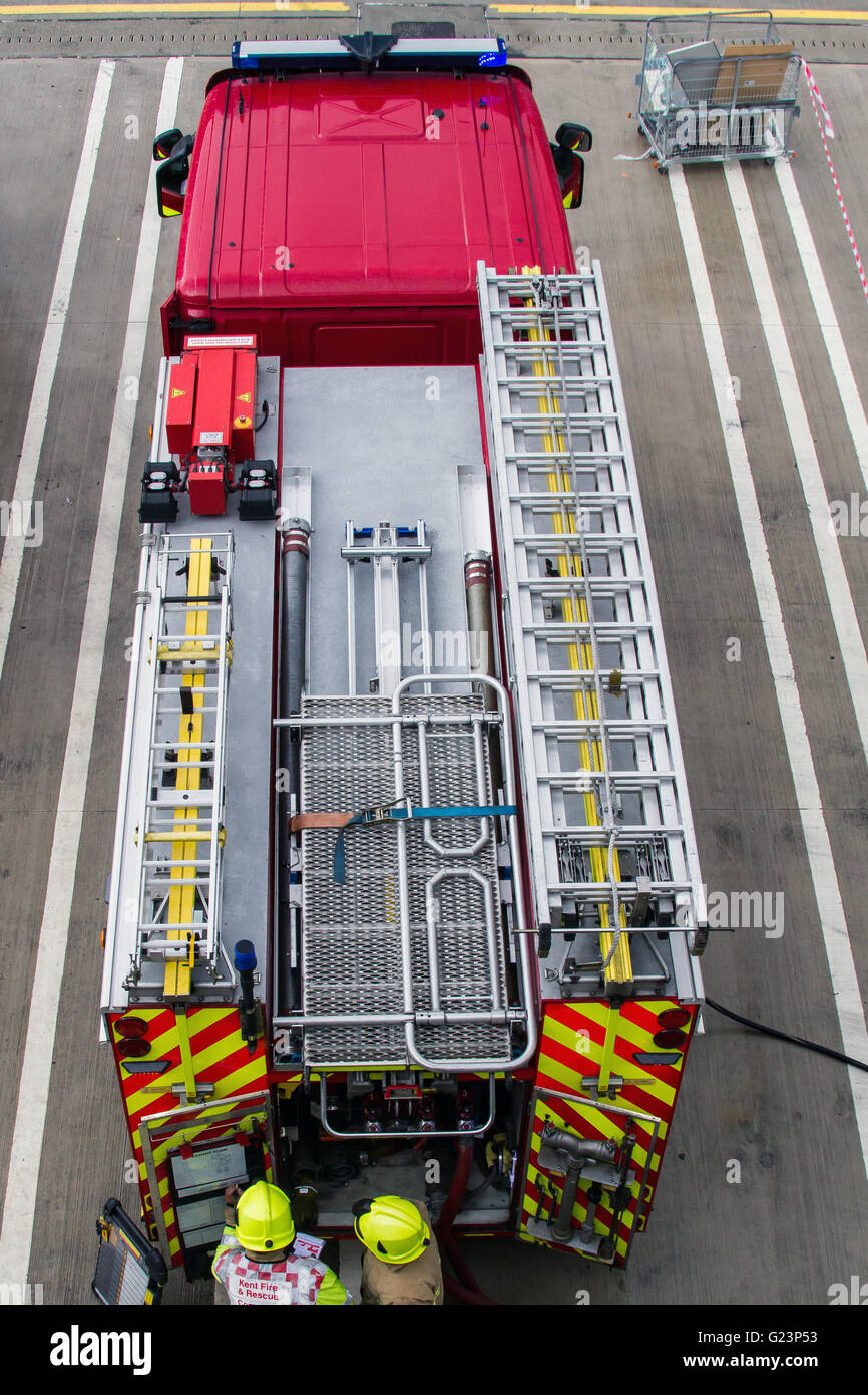 roof layout of a typical fire UK Fire engine Stock Photo - Alamy