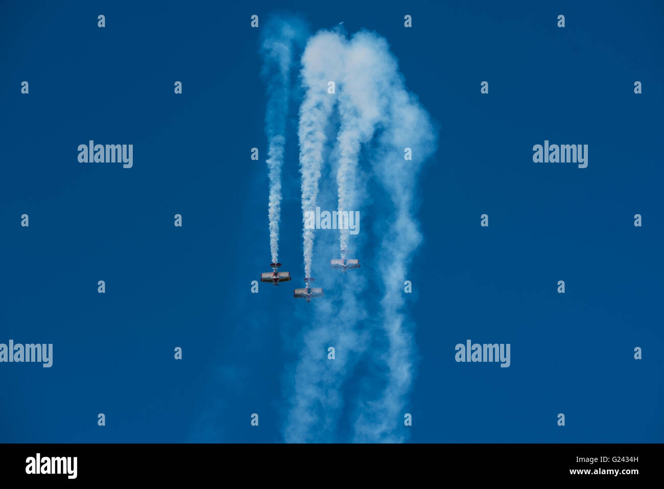 Three planes having excecuted a barrel roll at the Lowveld Airshow