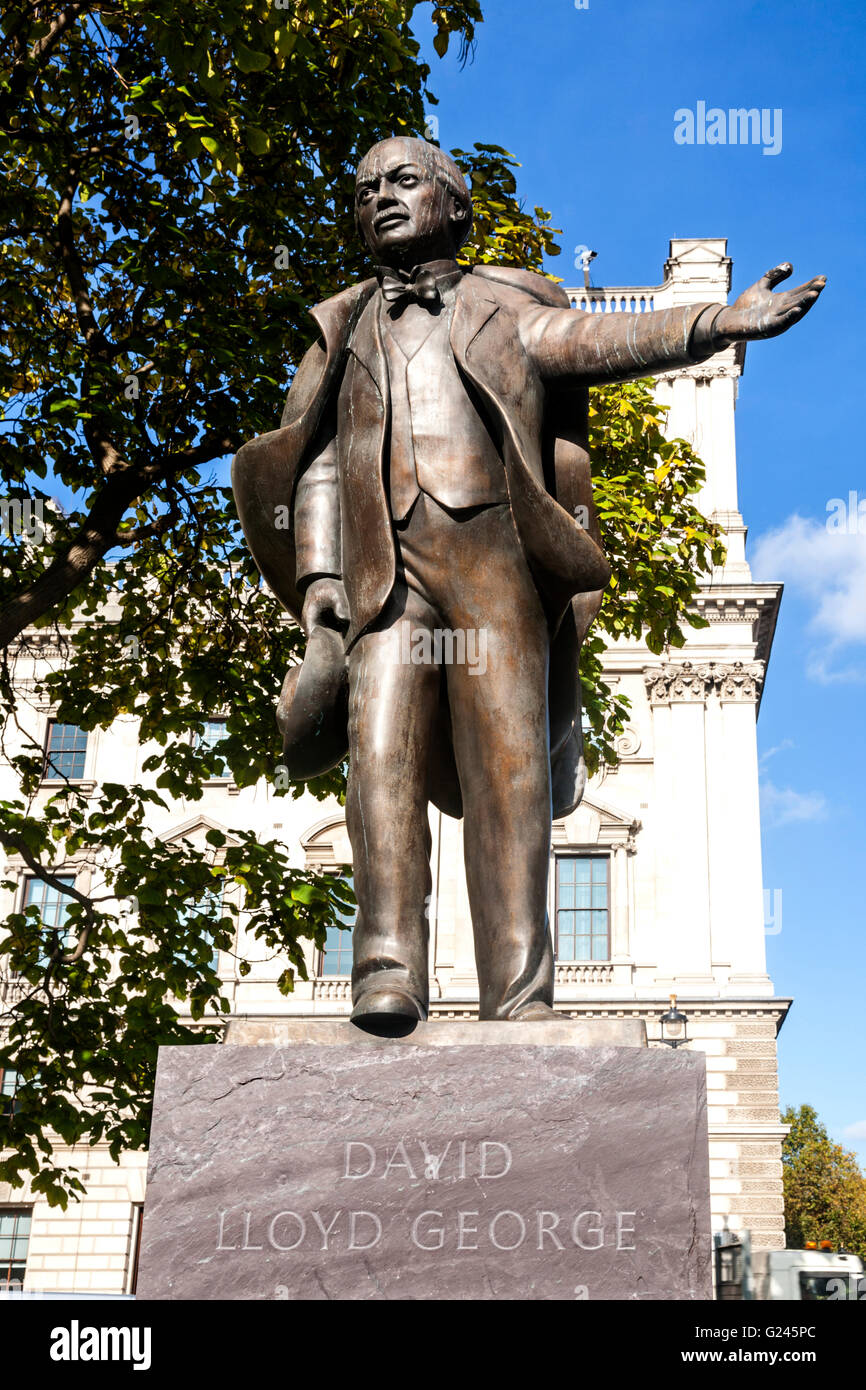 Statue Of David Lloyd by Glynn Williams, Parliament Square