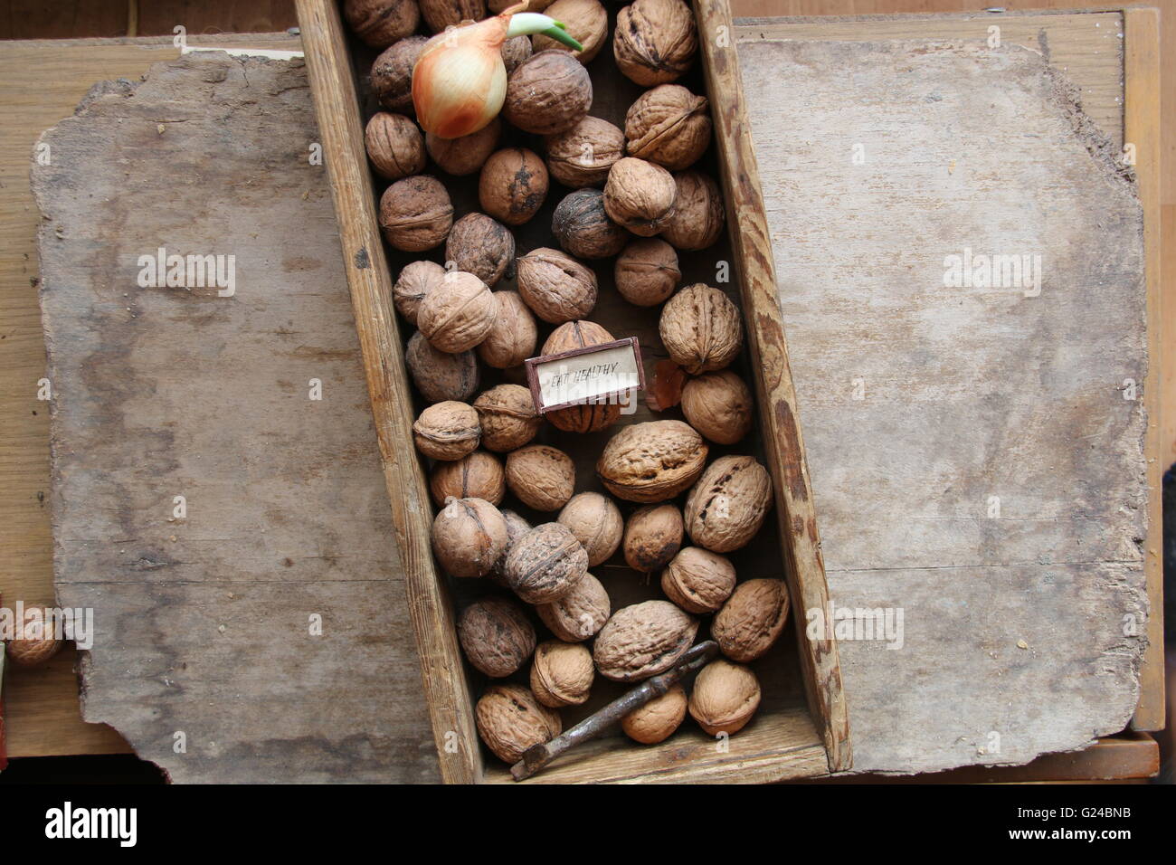 Eat healthy hi-res stock photography and images - Alamy
