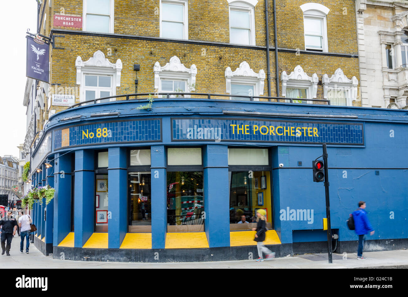 The exterior of The Porchest pub on Bishop’s Bridge Road in Bayswater, London. Stock Photo