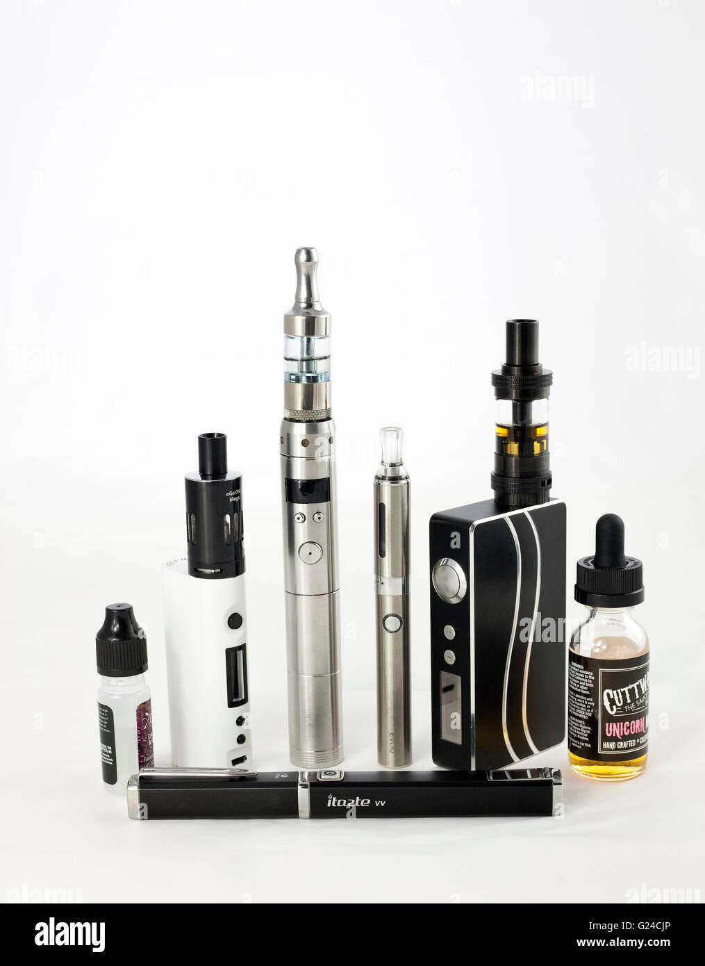 a range of different e cigarettes that are used for vaping liquid with or without nicotine Stock Photo