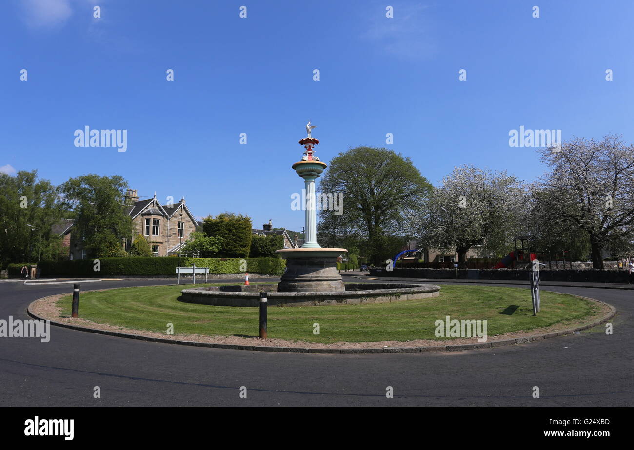 Memorial fountain Bridge of Allan Scotland May 2016 Stock Photo Alamy