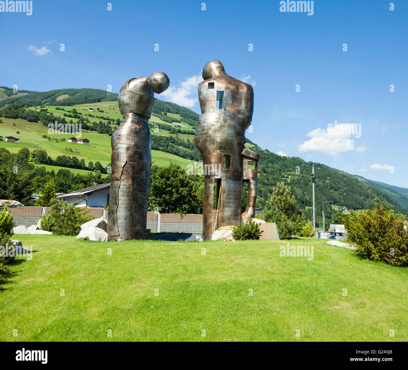 herrn-von-felben or The Men from Felben metal sculpture or statues on the roundabout  at Mittersill Austria Europe Stock Photo