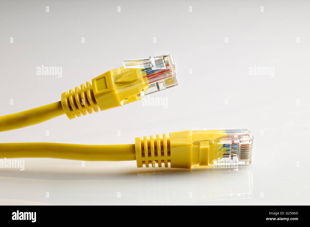 Yellow ethernet cables hi-res stock photography and images - Alamy