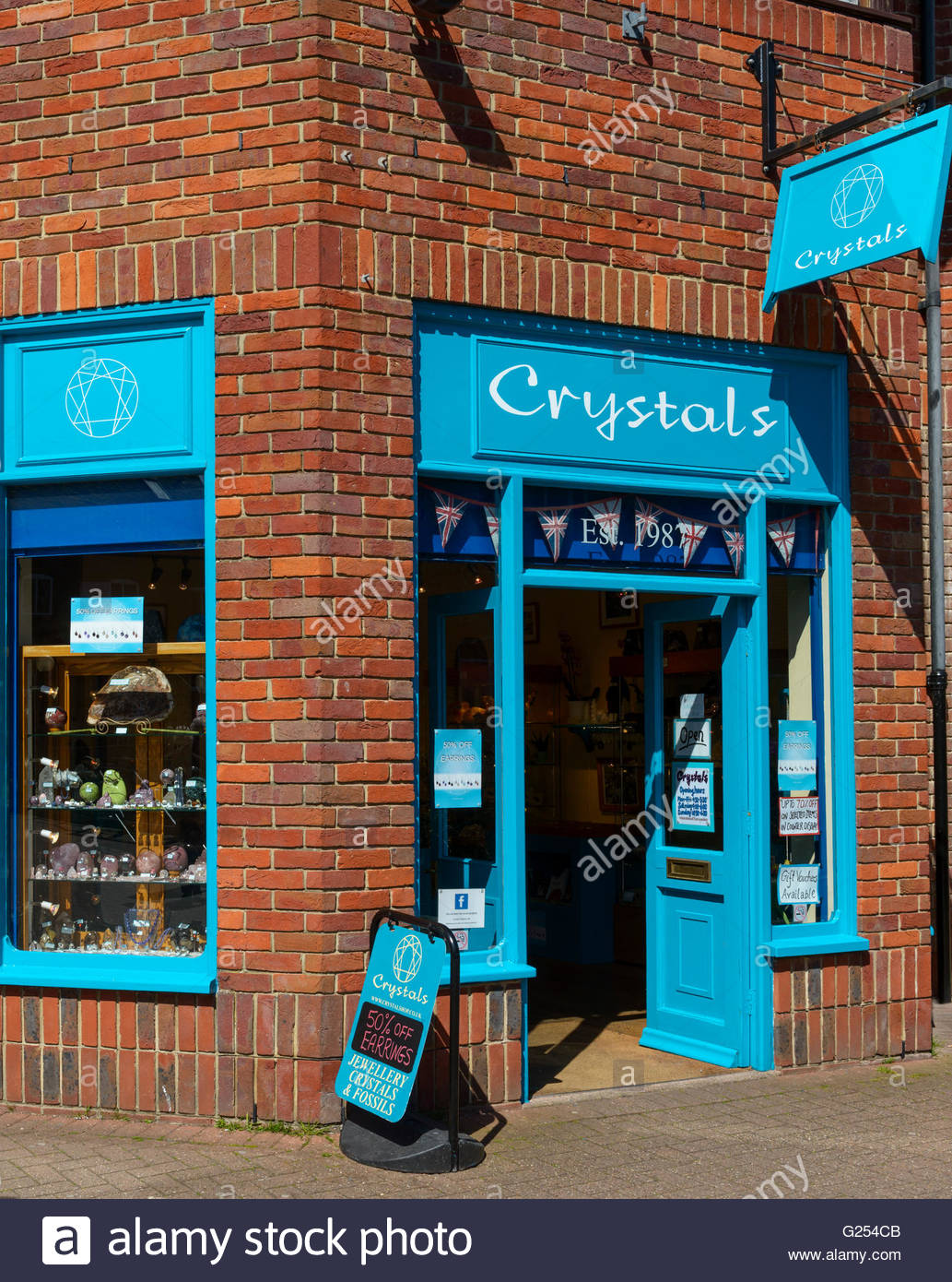 Local Boutique Shops Uk High Resolution Stock Photography and Images