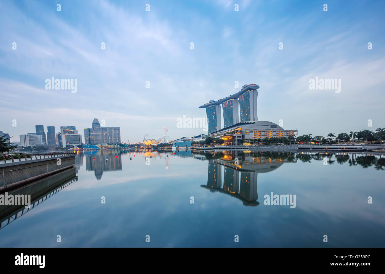 Singapore city skyline day hi-res stock photography and images - Alamy