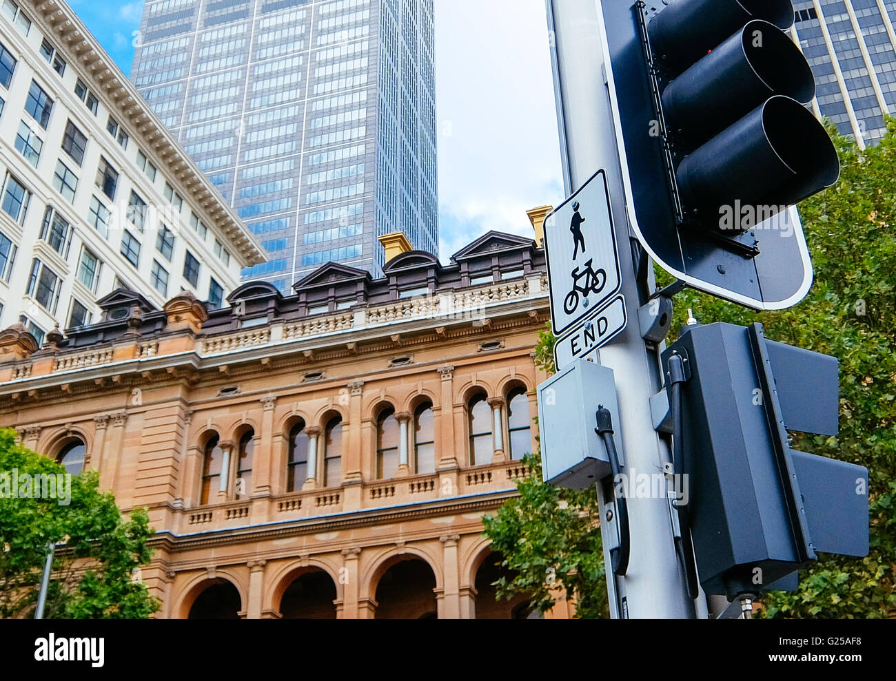 City buildings, traffic light and sign, Melbourne, Victoria, Australia Stock Photo Alamy