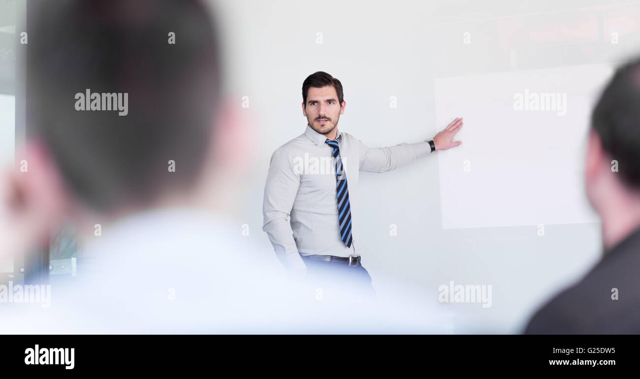 Corporate office team hi-res stock photography and images - Alamy