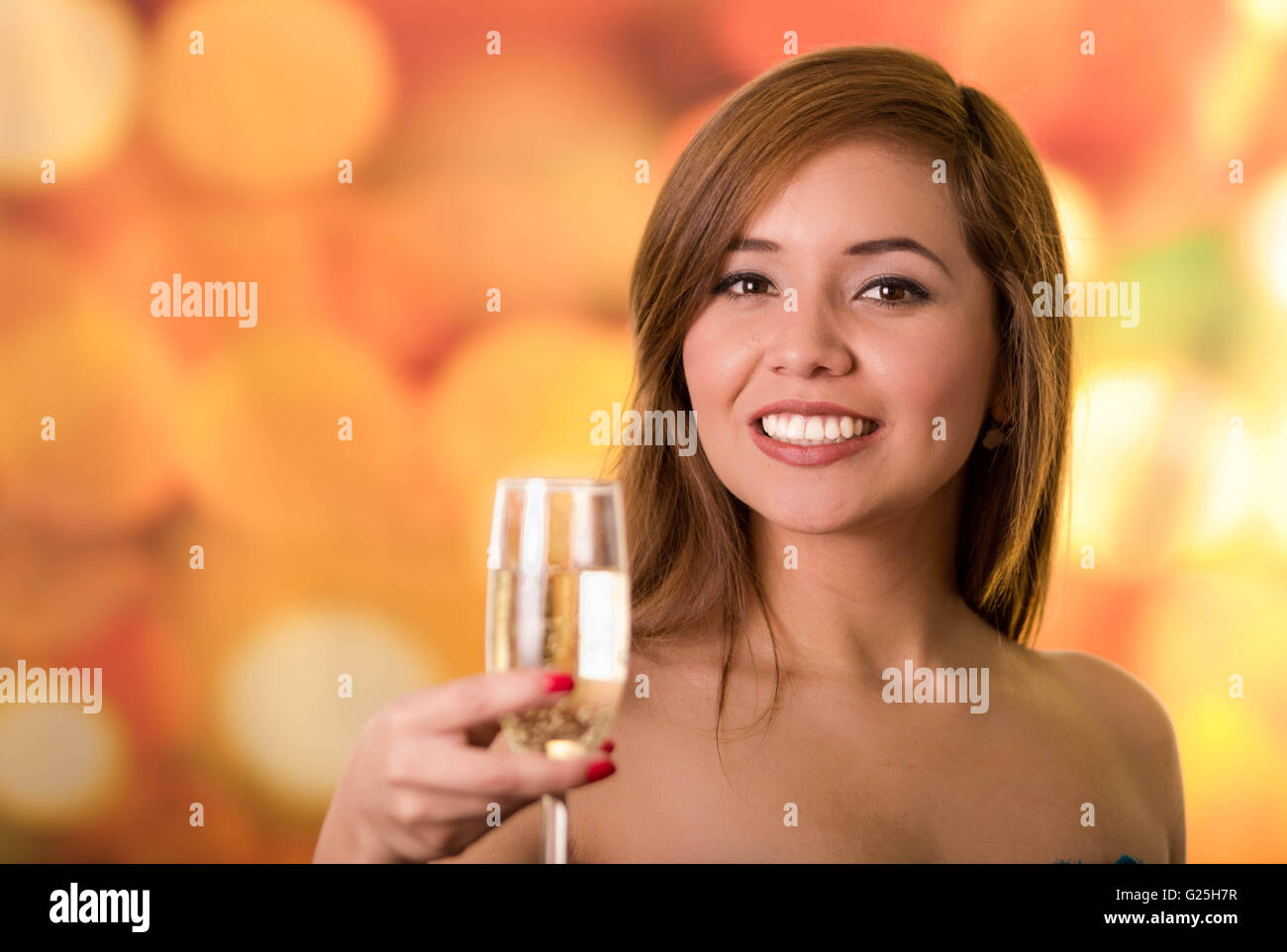 Saying cheers hires stock photography and images Alamy