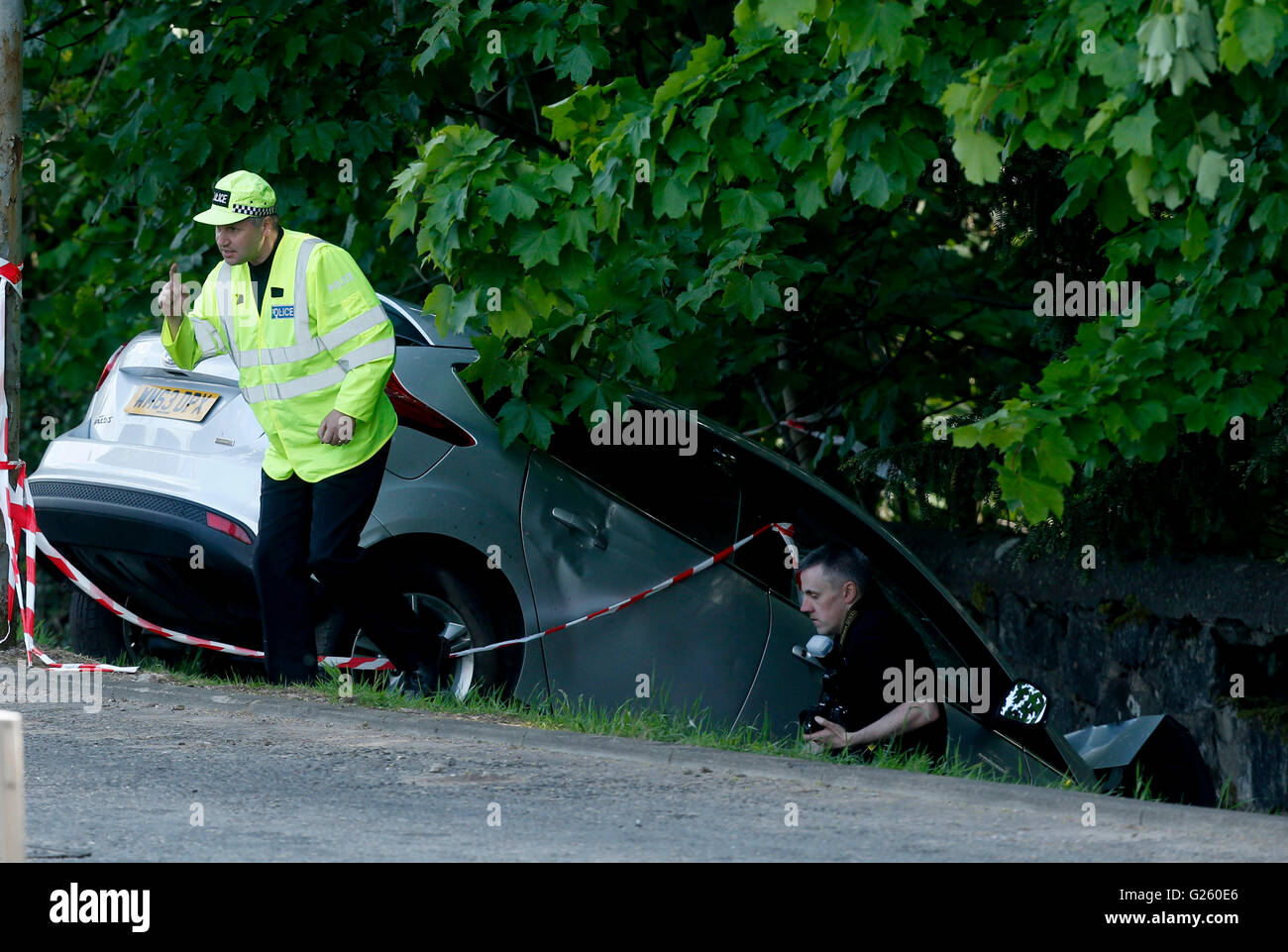 Police at the scene of an accident on Fernhill Road, Glasgow. Stock Photo