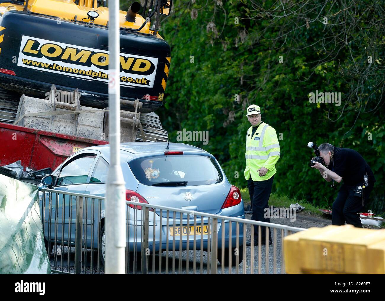 Police at the scene of an accident on Fernhill Road, Glasgow. Stock Photo