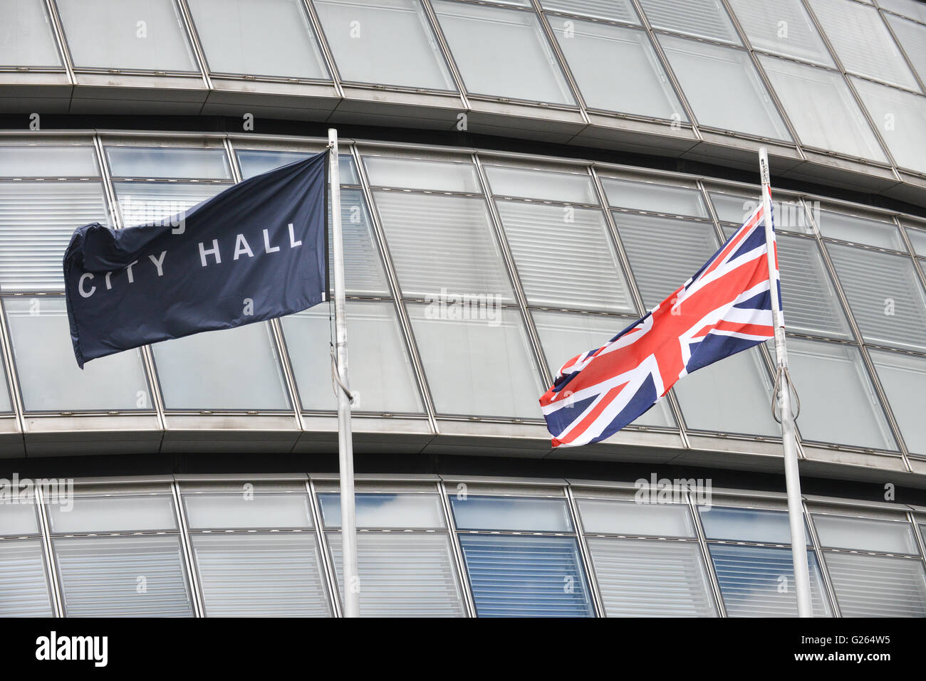 City Hall, London, UK. 24th May 2016. New London Mayor Sadiq Khan has the EU flag in front of City Hall in London. Stock Photo