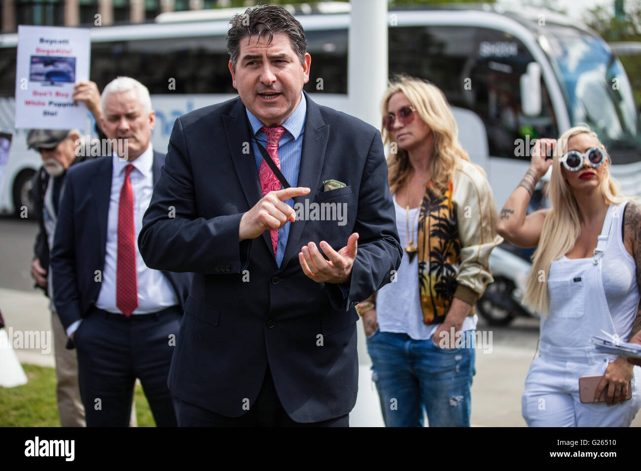 London, UK. 24th May, 2016. Rob Flello, Labour MP for Stoke-on-Trent South, addresses campaigners at a protest outside Parliament against the sourcing by pet store Dogs4Us of puppies from puppy farms. The Environmental, Food and Rural Affairs Sub-Committee are currently investigating the sale of dogs as part of an inquiry into animal welfare. Credit:  Mark Kerrison/Alamy Live News Stock Photo