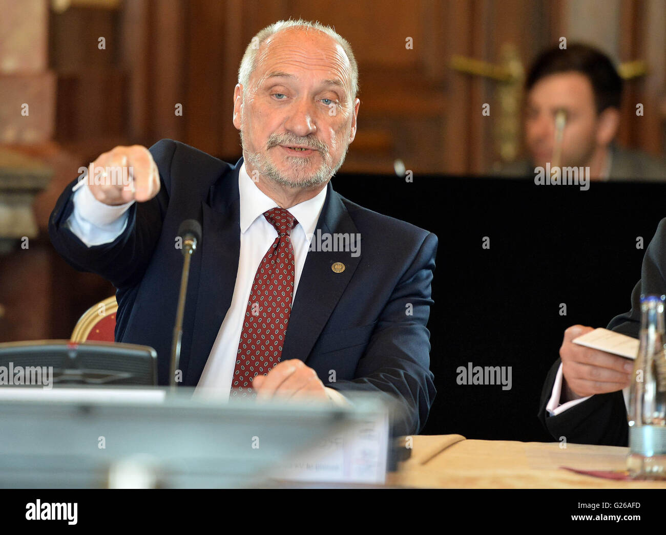 Liblice, Czech Republic. 25th May, 2016. Polish defence minister Antoni Macierewicz attends the meeting of Visegrad Four (V4) countries' defence ministers in Liblice, Czech Republic, May 25, 2016. Credit:  Katerina Sulova/CTK Photo/Alamy Live News Stock Photo