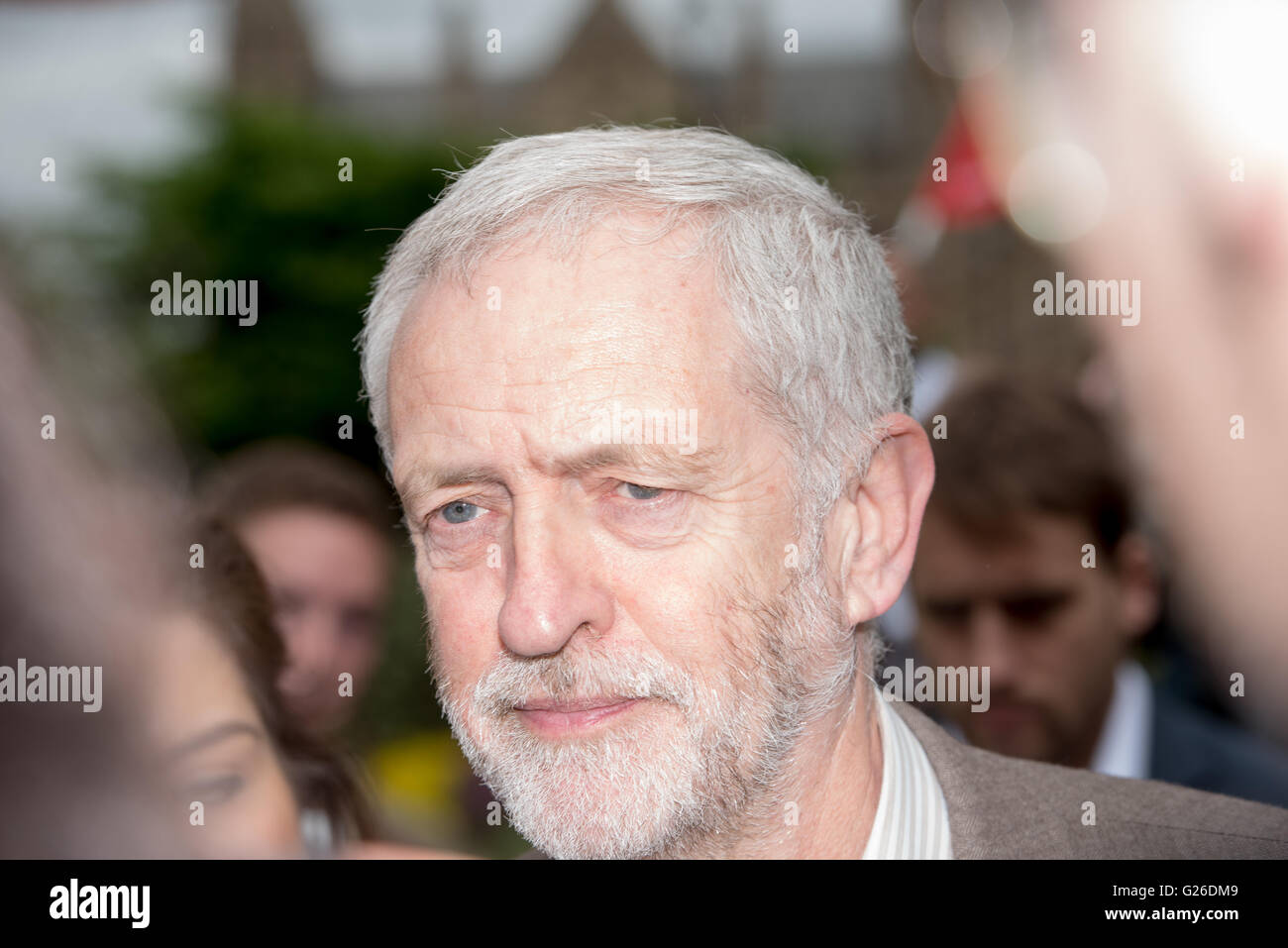 London, UK, 25th May, 2016, Jeremy Corbyn MP, PC Leader of the Labour Party, leads the Steelworkers protest in London Credit:  Ian Davidson/Alamy Live News Stock Photo