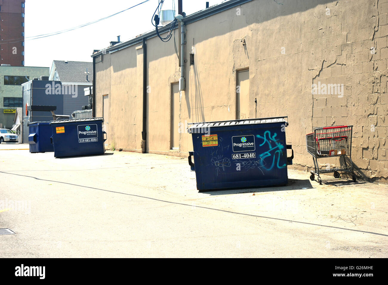 Road Bins Stock Photos & Road Bins Stock Images - Alamy