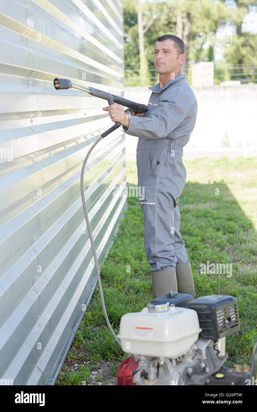 Using a on sale pressure washer