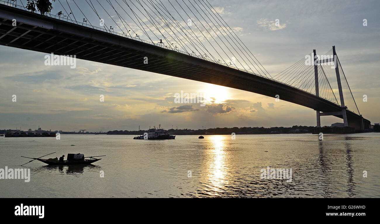 Second Hooghly Bridge at sunset, Kolkata, West Bengal, India Stock Photo