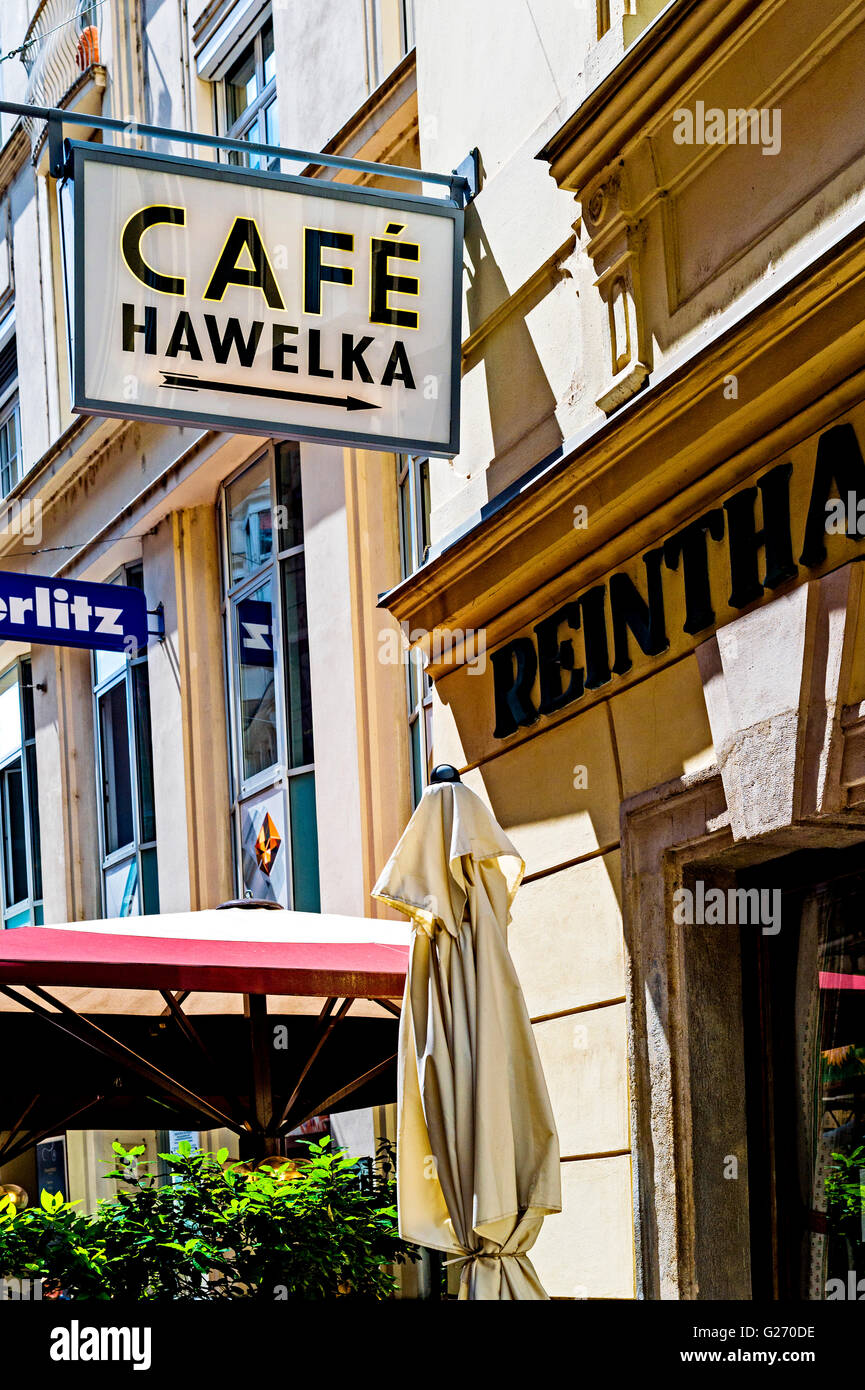 Vienna, Café Hawelka, meeting place for writer and artists; Wien, Café Hawelka, Treffpunkt für Literaten Stock Photo