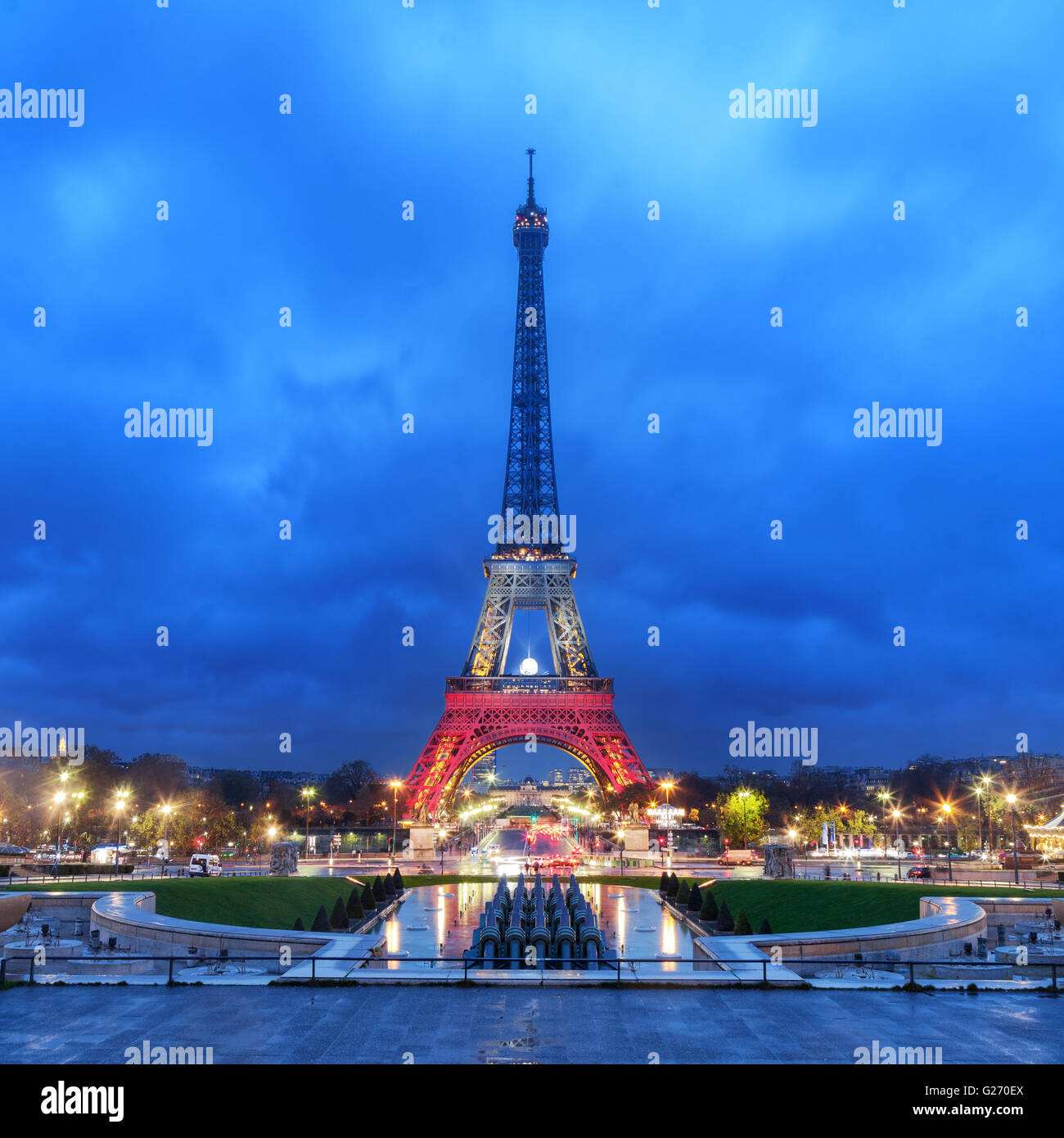 Le tour eiffel hi-res stock photography and images - Alamy