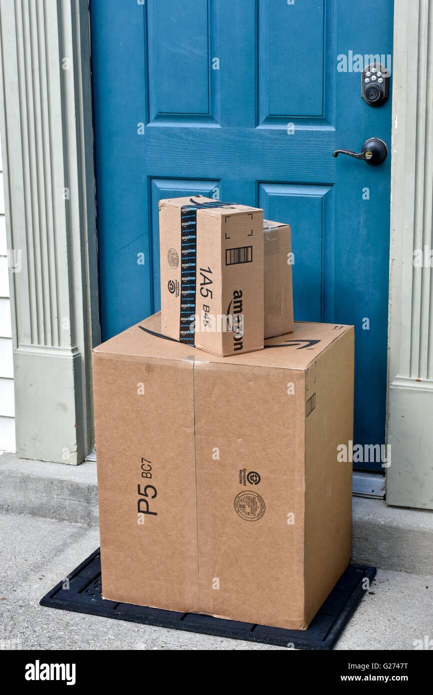 Amazon boxes and doorstep hires stock photography and images Alamy