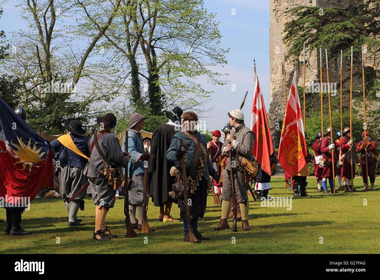 The sealed knot reenactment society forming up into ranks in the grounds of Newark on Trent Castle English civil war 1600's Stock Photo