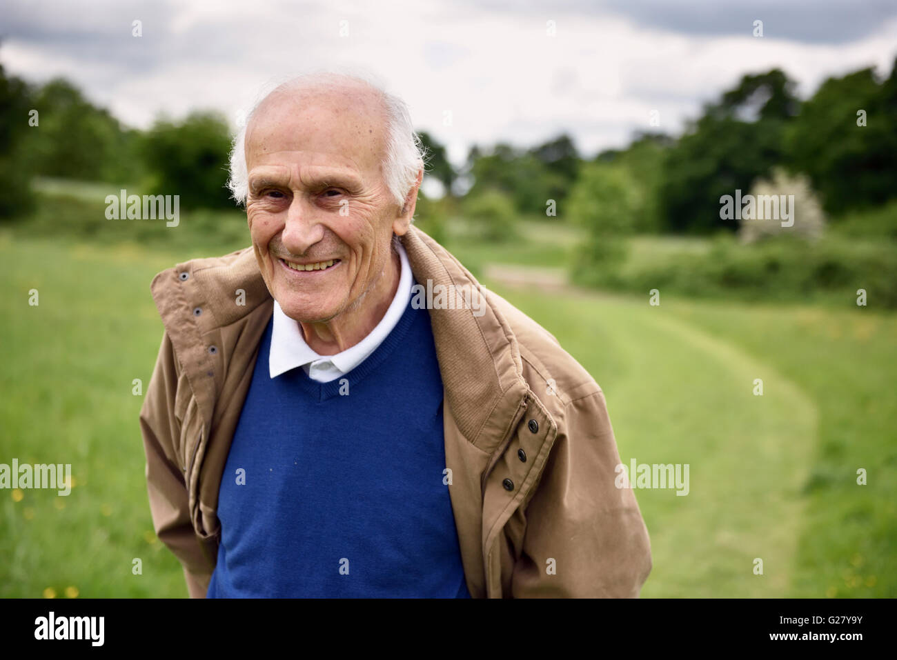 Elderly man walking in countryside hi-res stock photography and images ...